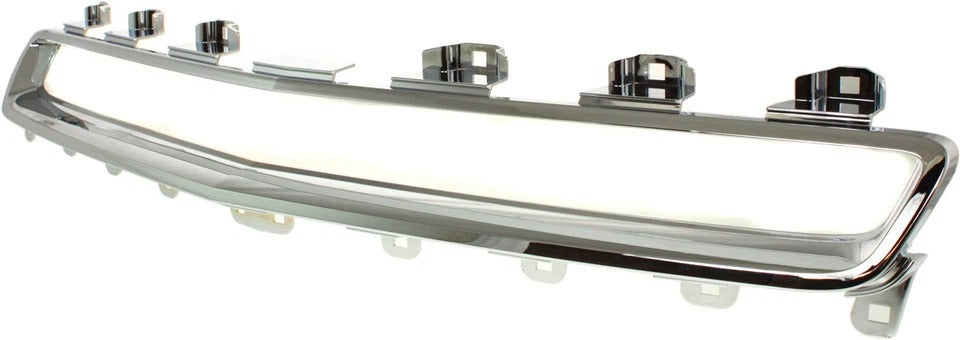 Center and Upper Grille Trim For Chevrolet Malibu 2008-2012