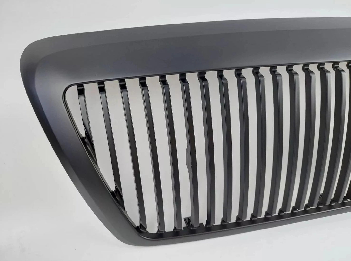 Flat Black Front Upper Grille Fit For Mercury Grand Marquis Marauder 2003-2005